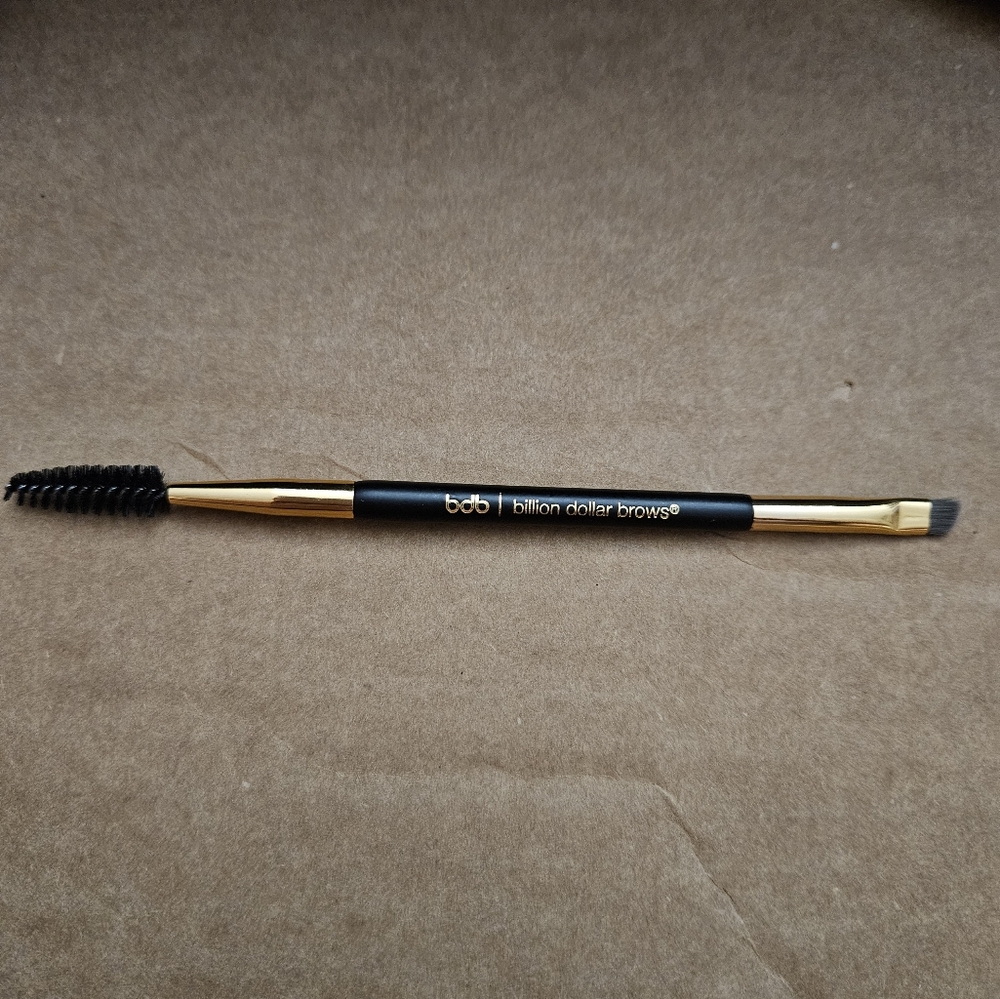 Billion Dollar Brows Brush